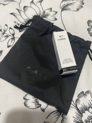 chanel mini cream